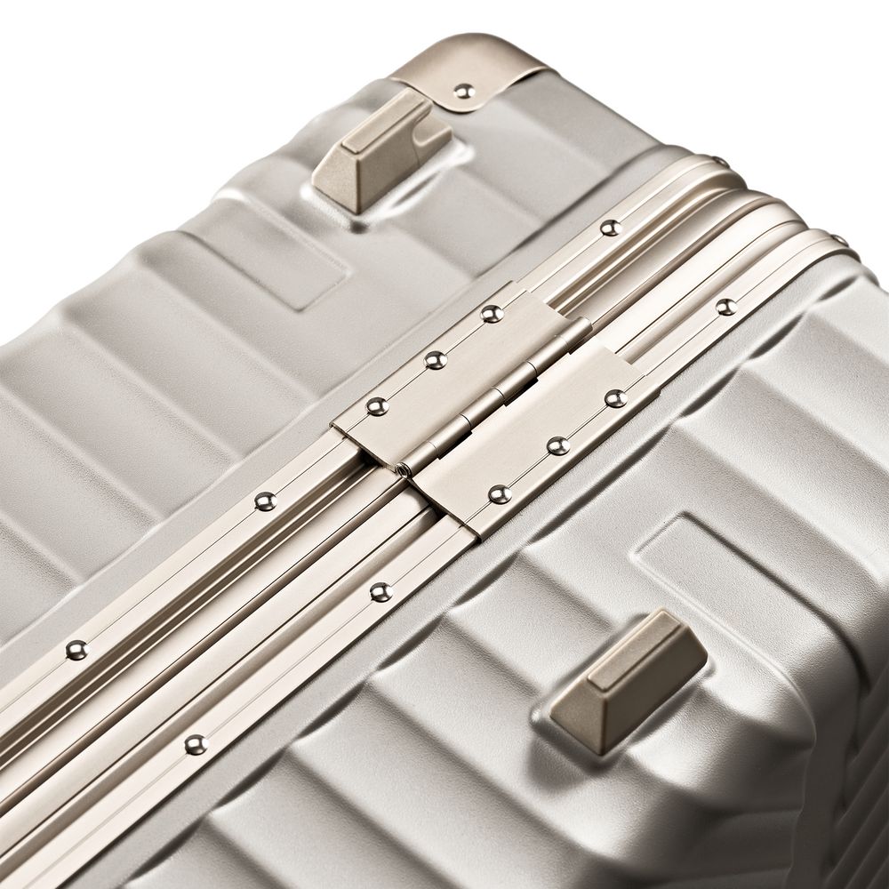 Чемодан Aluminum Frame PC Luggage V1 (Изображение 9)