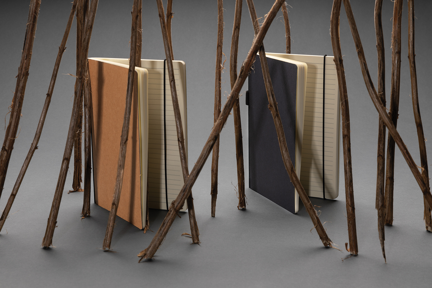 Блокнот FSC® в твердом переплете с держателем для ручки, A5 (Изображение 5)