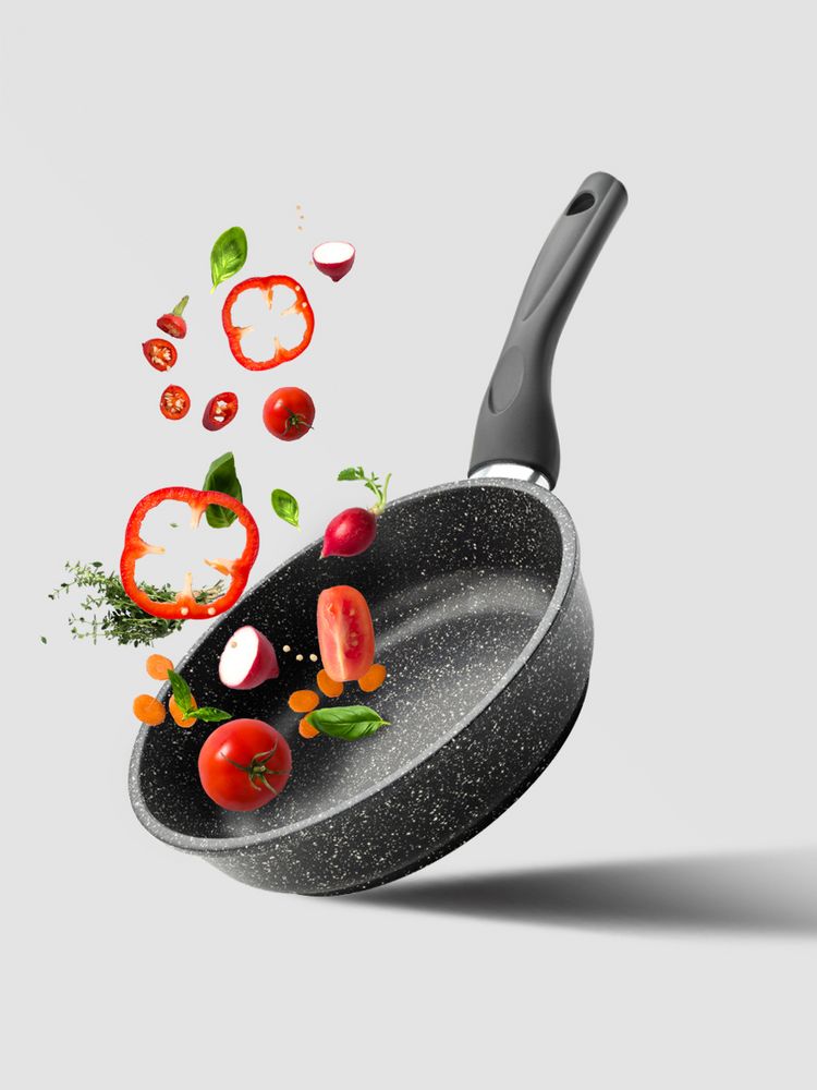 Сковорода литая Qualita, вок (Изображение 5)