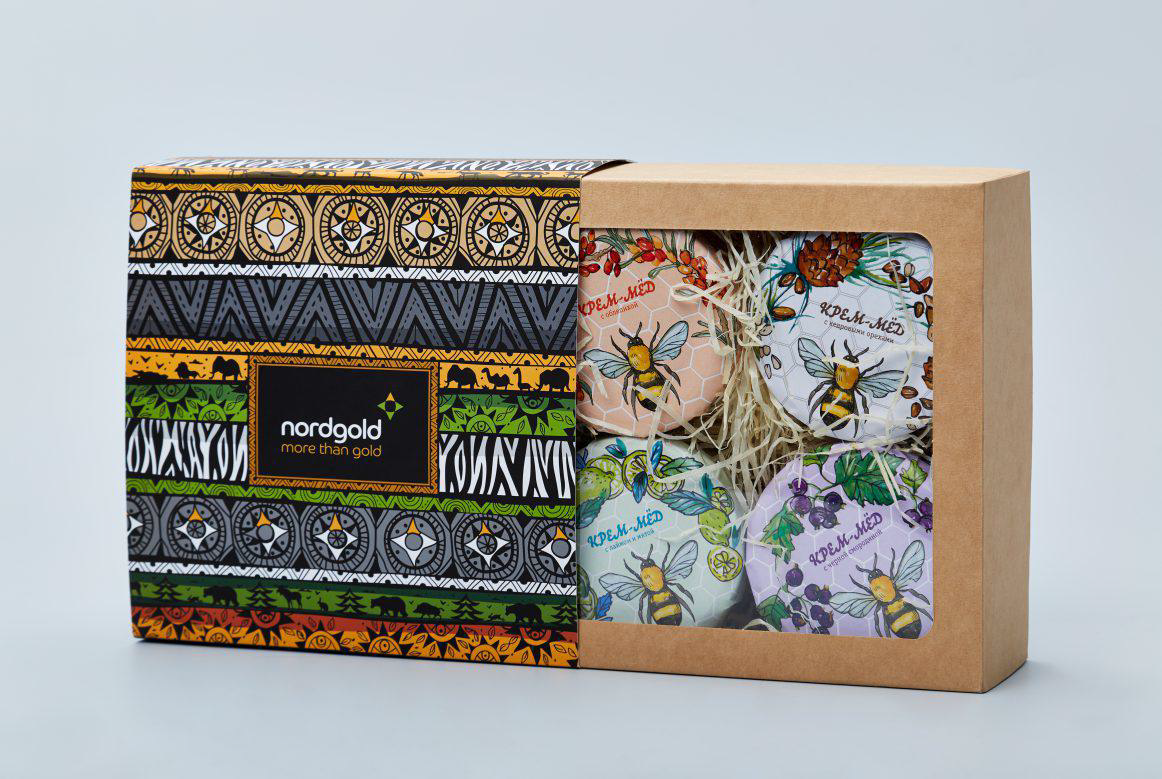 Подарочная брендированная коробка