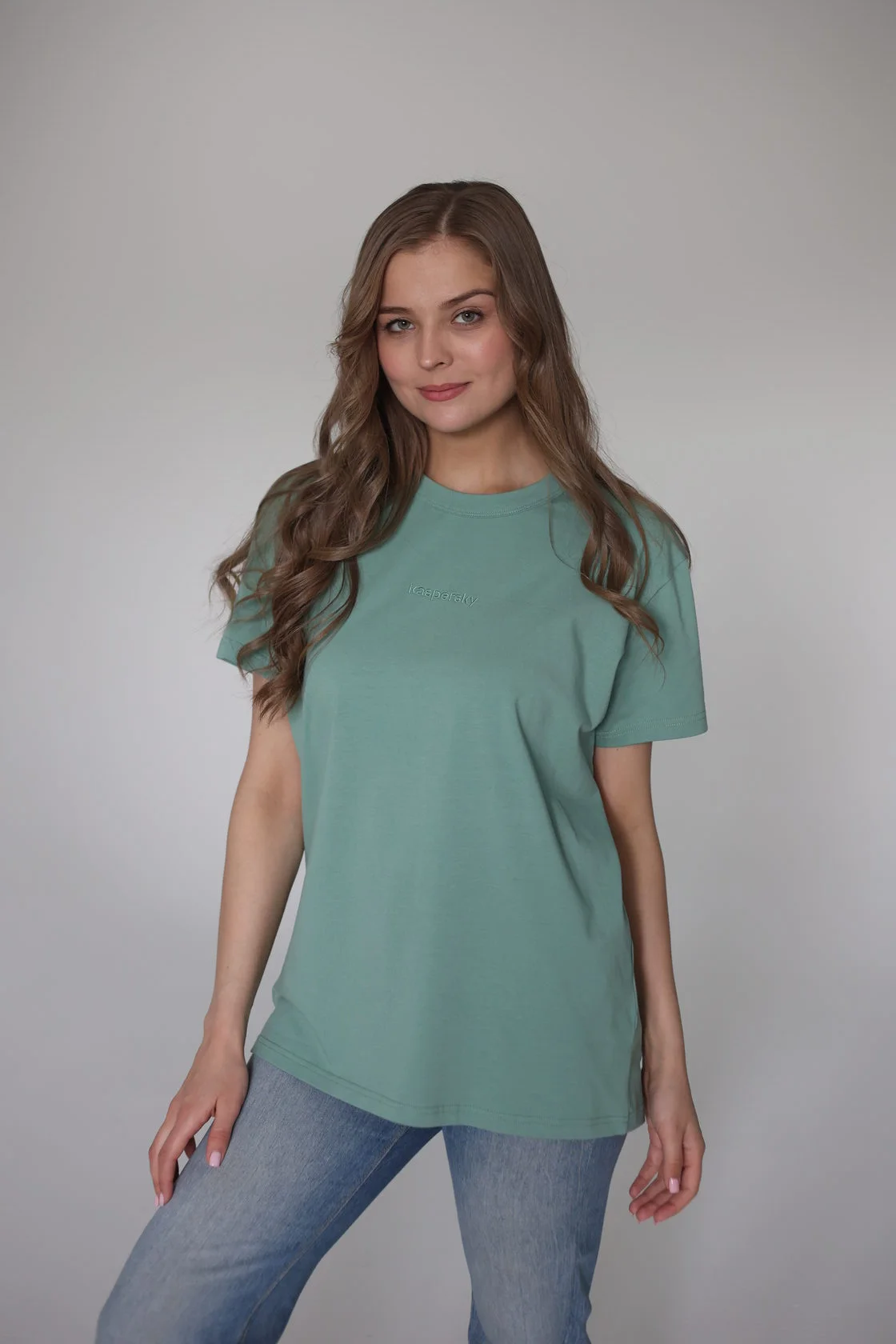 Футболка классического кроя