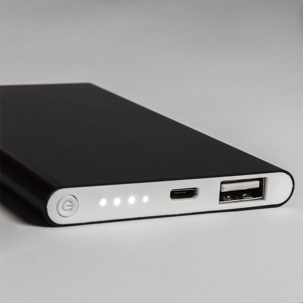 Повербанк с логотипом