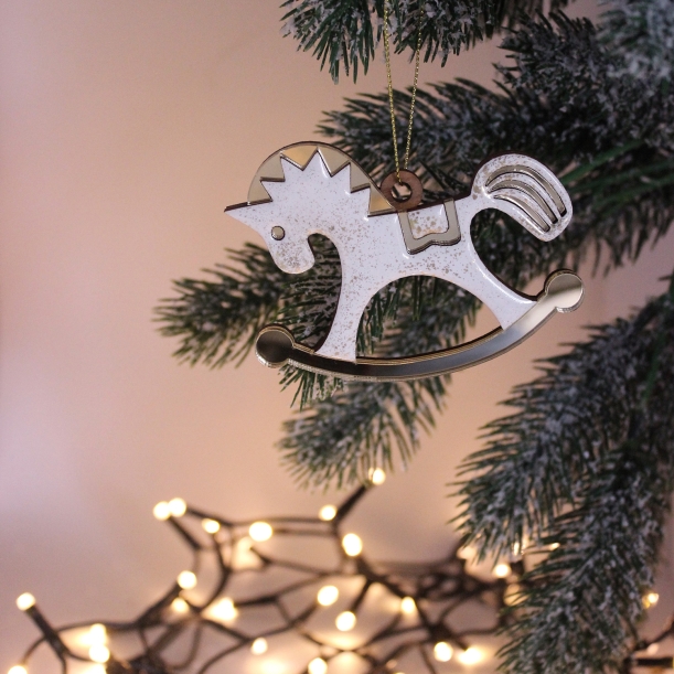 Ёлочные игрушки