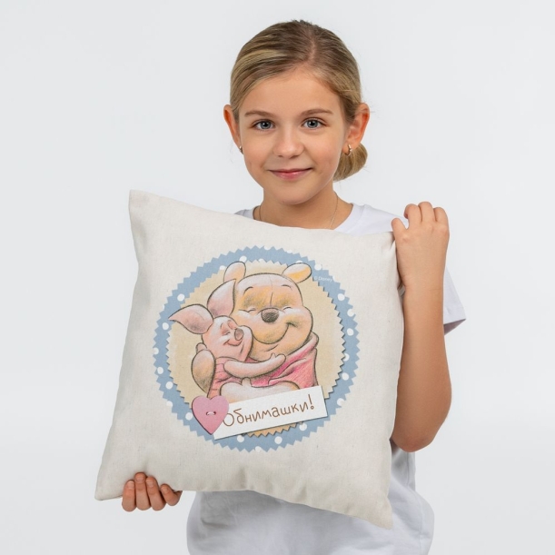 Декоративные подушки с логотипом